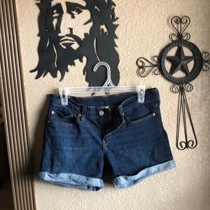 Ladies Levi’s shorts